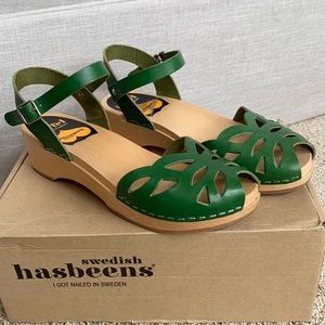 Green Swedish Hasbeens